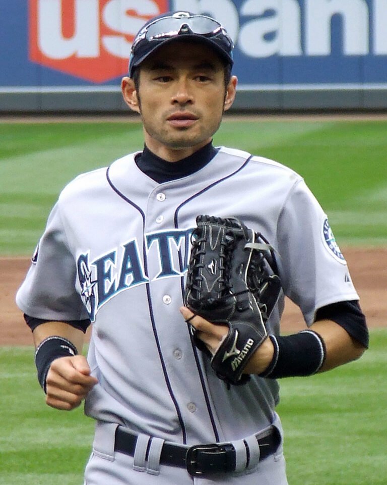 Ichiro_Suzuki_(51007034081)_(cropped)