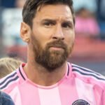 Lionel_Messi_NE_Revolution_Inter_Miami_7.9.25-043_(cropped)