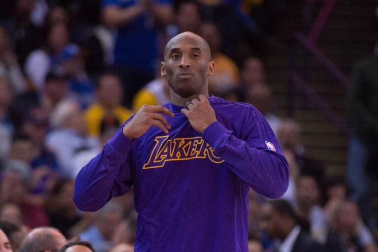 were-looking-kobe-bryant-being-06-12-25