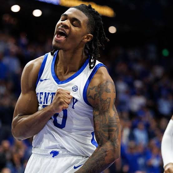 THIS IS THE BEST NEWS WE COULD HOPE FOR: Excitement Hits  Rupp Arena And NCAA Division I Men’s Basketball Are Overjoyed as Head Coach Kentucky Wildcats  Basketball Mark Pope Makes Announcement of Making Guard Otega Oweh  the New…see more