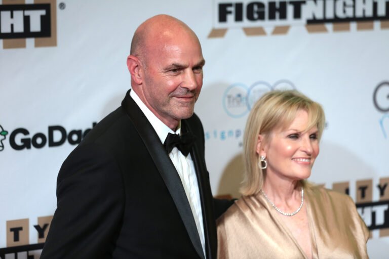Kirk_Gibson_&_JoAnn_Sklarski_Gibson_(32712861403)