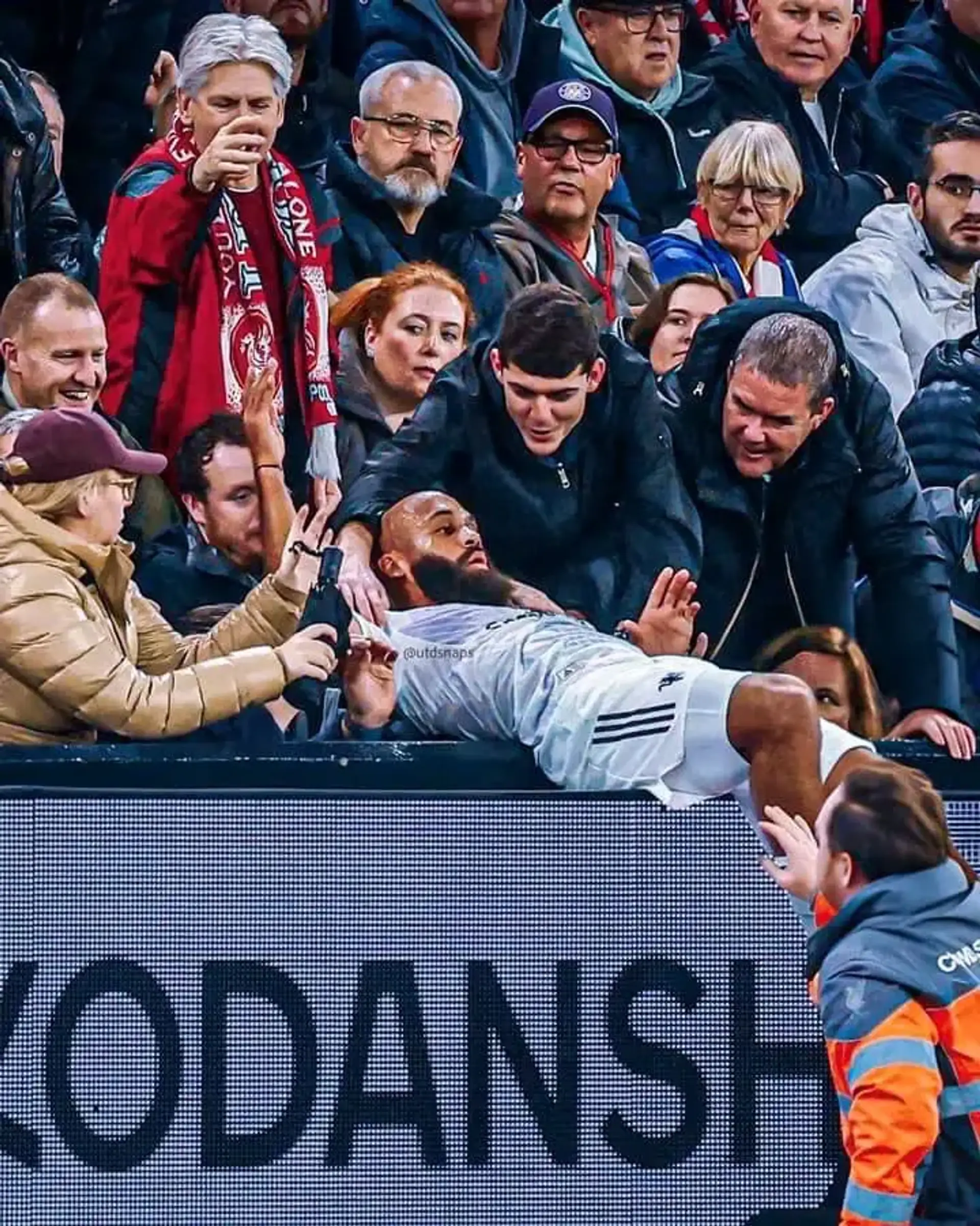 🔥 “Bryan Mbeumo’s Post-Game Joke Has Liverpool Fans Fuming — and Everyone Else Laughing”